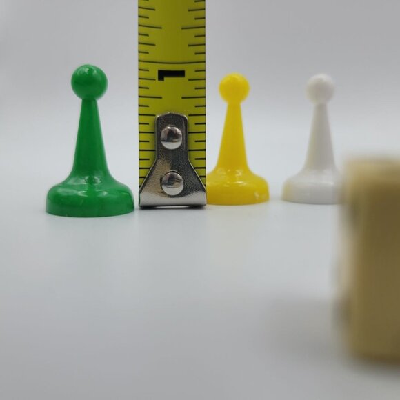 Careers Board Game Replacement Tokens Dice Six Pieces 1971 Purple Blue Yellow Re - Picture 4 of 5